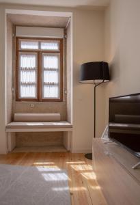 417 Garden !2 min to Metro ! 15min Walk to Porto