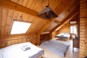 Snow Log Hakuba