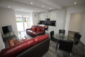 Osterley Place - Apt A