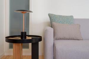 417 Garden !2 min to Metro ! 15min Walk to Porto