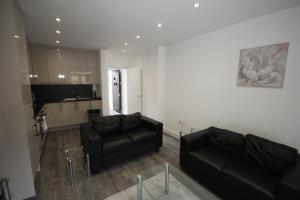 Osterley Place - Apt F