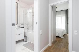 Urban Apartaments - Great Location - City Center - Mennica 41