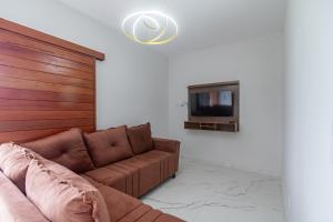 Apto 02 com Ar, Piscina e Churrasqueira no Centro