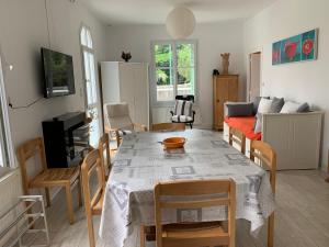 Villa bord de mer Vendée à St Vincent 900m plage 6 personnes