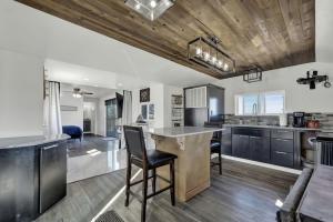 K Loma Vista with Hill Country Views