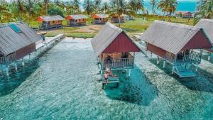 Islas de San Blas cabaña sobre el mar Wailidub