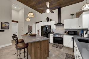 Chic Comfort Just Steps from Main Street!