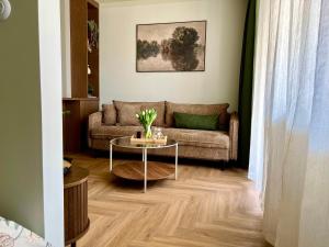 TS Gold New Town Apartment & free private parking