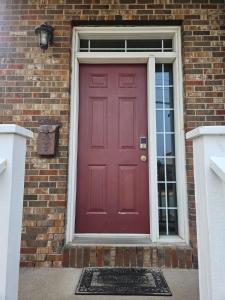 Cozy & Private basement suite, centrally located