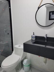 New Two-Bedroom Apartment with a Rooftop Pool, Minutes from the Beach