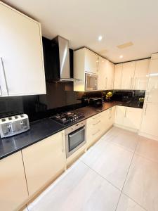 Wembley Premium Guest Rooms