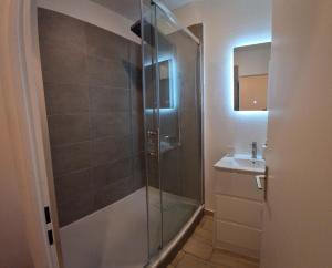 Villa Club T2 complètement rénové à Mar Vivo, plages à pieds, piscine