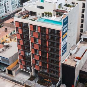 Stylish La Mar Miraflores Apartment by Geko