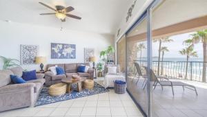 Seas The Moment In Paradise Spacious and Chic Condo