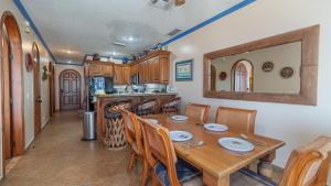 Casa Blanca CC-405 Oceans Edge Ocean View