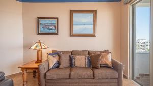 Casa Blanca CC-405 Oceans Edge Ocean View