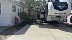 Sun retreat Fidels Place