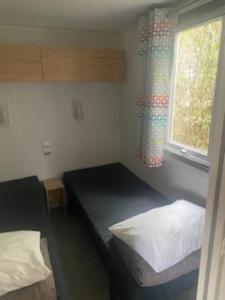 262- Joli Mobilhome 4 Pers 2 chambres Clim Camping 5 étoiles