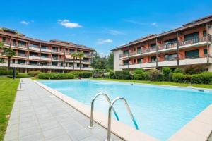 Casa Fiorita Pool and Lake - Happy Rentals