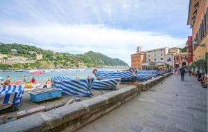 2 Bedroom Lovely Apartment In Lavagna