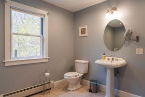 Acadia Woodland Retreat with Hot Tub & Outdoor Shower