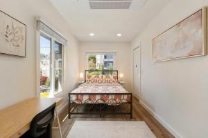 Emerald Leaf Unit upstairs