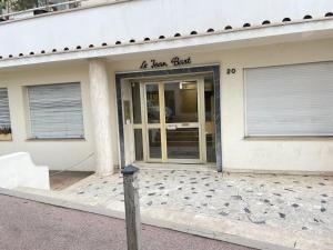 STUDIO AVEC VUE SUR MER à 5 MINUTES DE LA PLAGE