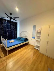 WhiteSpace Haven at Bandar Seri Alam with Netflix and 2 Bedroom