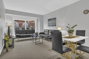 1BR Furnished Apartment at Penn Quarter apts