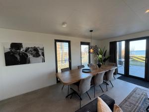 Enkhuizer Strand BeachHouse Sky and Sand Nr 504