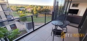 Lovely in Lyneham - 1bd 1bth Apt