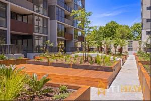 Lovely in Lyneham - 1bd 1bth Apt