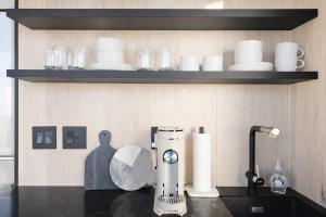 Reflections - Luxe Mirror Home Near Capitol Reef