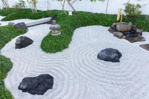 鎌倉で禅に住む 静寂に包まれた一棟貸しの邸宅