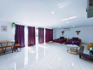 Joy Pool House