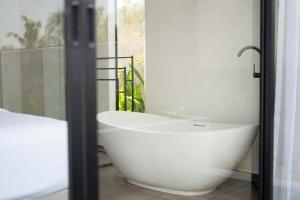 Emerald Hills Villas 2BR in Central Ubud