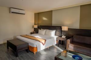 Boracay Sands Hotel