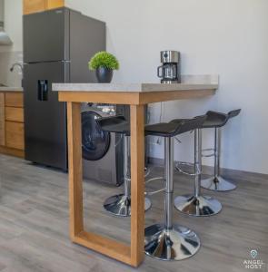 Pool BBQ & a Short Walk to the Malecon