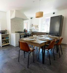 Family Longhouse From 1791 Near Chartres