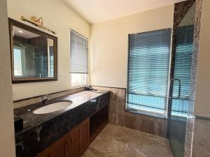 G Thai Happy POOL VILLA