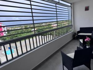 Apt with private terrace 5 min from the Airport
