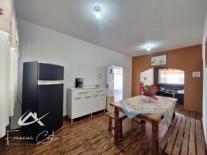 Casa com piscina no Indaiá em Bertioga - Para 8 pessoas
