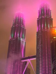 DeFace Platinum Suites by Aster