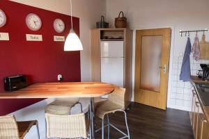 Stilvolle Altbauwohnung in zentraler Lage