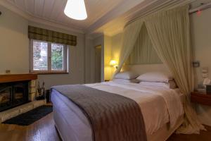 Double Room with Garden View room in Enastron Guesthouse