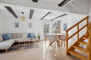 Active Holiday Close To Beach And Safari Park