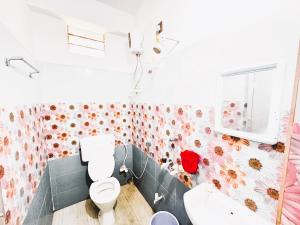 Near Sea Beach Krishna Radhya Inn with Resturent