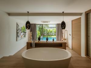 Calypso Villa Phuket - Naiyang Beach