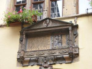 An apartment in a 17th century wine grower s house