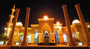 OYO 1090 Hotel Anging Mammiri Makassar